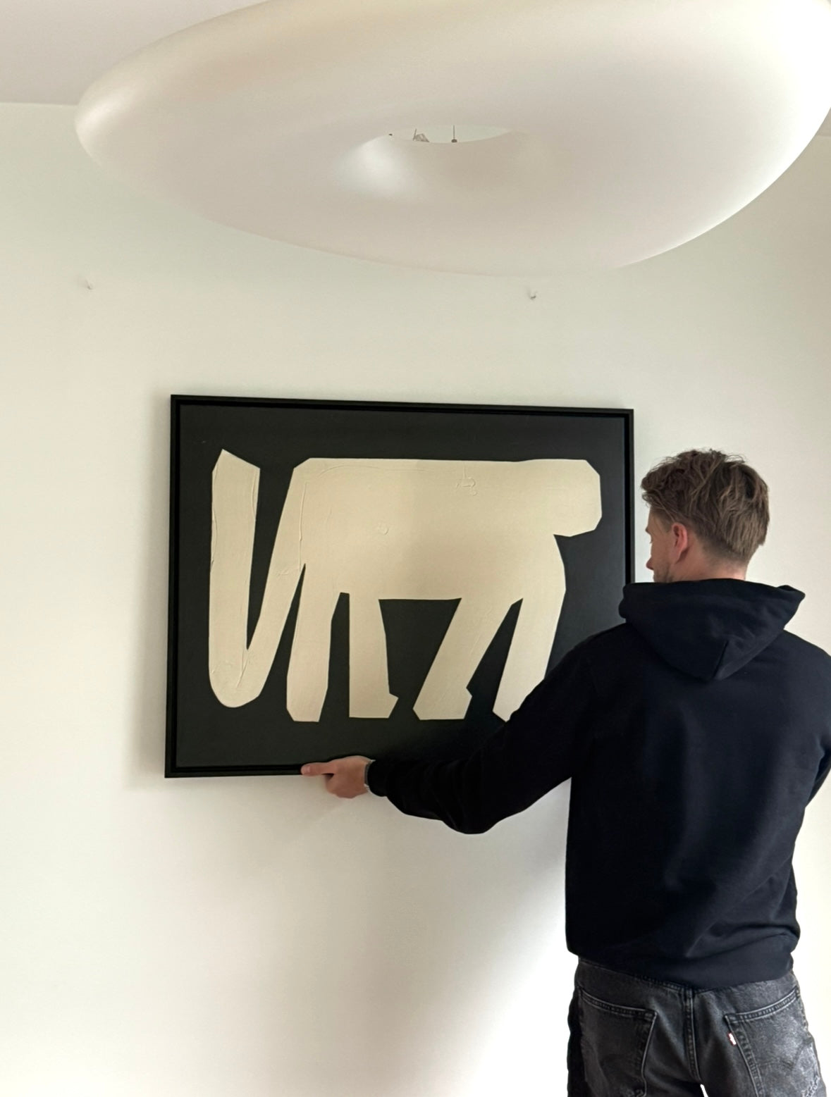 Obraz figuratywno-abstrakcyjny na płótnie w minimalistycznej formie - ODE TO THE APE 1