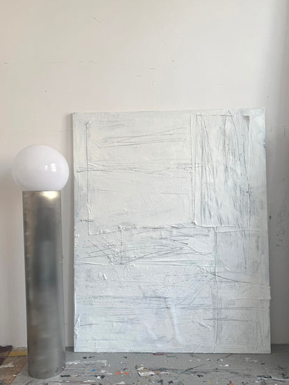 Abstraktes Gemälde auf Leinwand, gemalt in Weißtönen