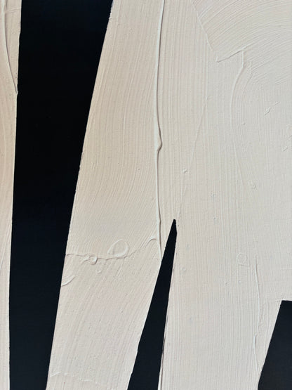 Obraz figuratywno-abstrakcyjny na płótnie w minimalistycznej formie - SHADOW OT THE PANTHER'S GRACE 2