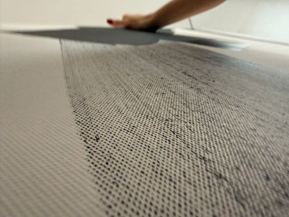 Obraz abstrakcyjny na płótnie w kolorze biało-czarnym - TRACE