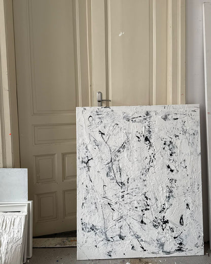 Obraz obstrakcyjny malowany na płótnie w kolorze biało-czarnym