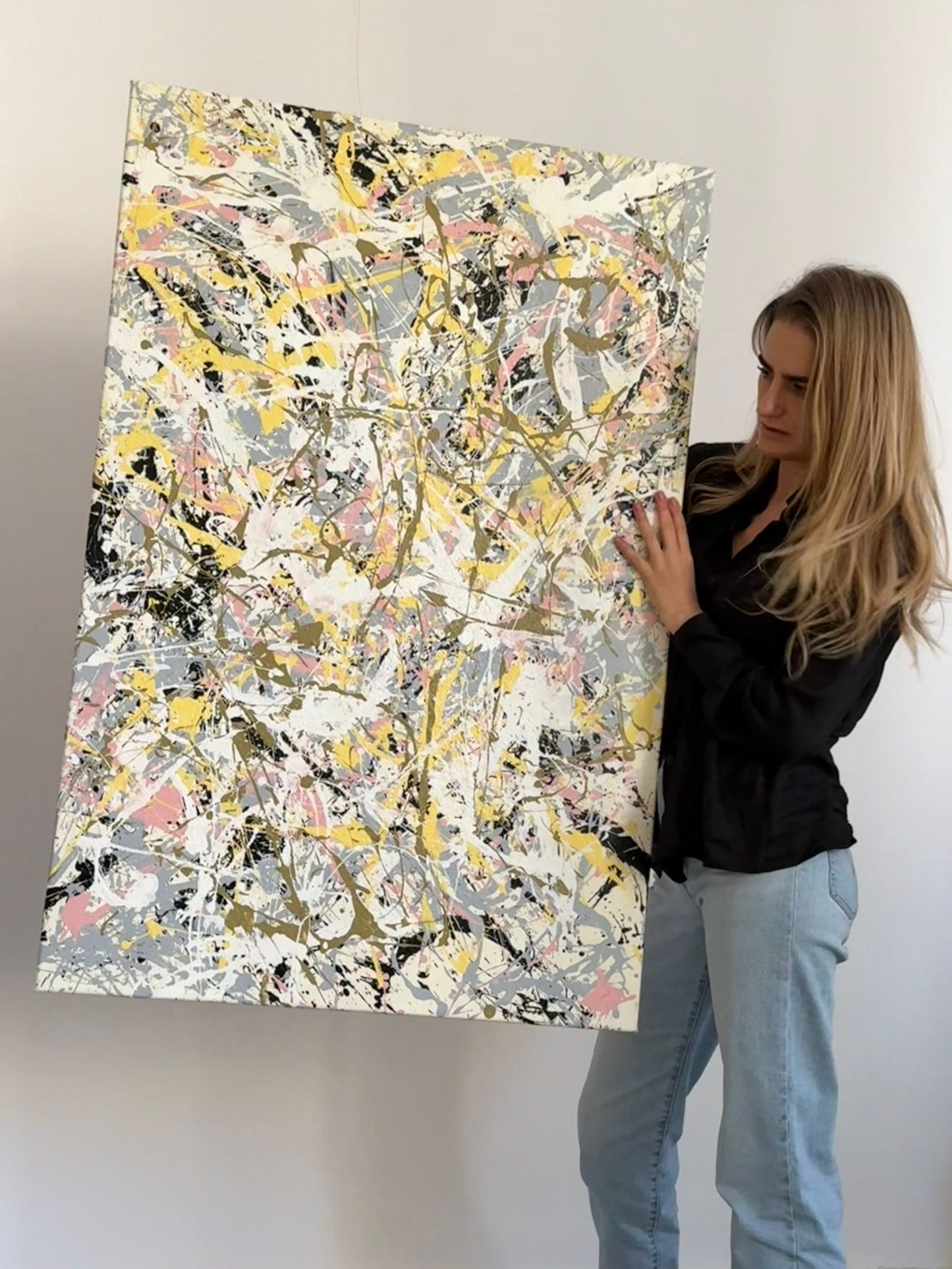 Hand-painted canvas – VIBRANT WHISPERS