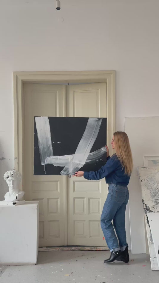 Leinwanddruck, abstrakt in Schwarz-Weiß – SILENT MOTION (horizontal)